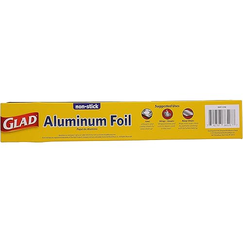 Glad Non-Stick Aluminum Foil, 80 Square Feet of Multiuse Foil for Ultimate Food Protection | Aluminum Foil for Grilling, Roasting, Baking | Glad Grilling and Baking Accessories