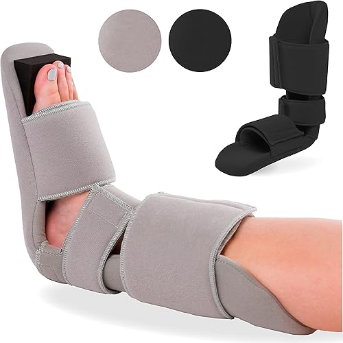 BraceAbility Padded 90 Degree Plantar Fasciitis Boot | Soft Night Splint to Stabilize Foot and Ankle, Stretches Plantar Fascia Ligament and Supports Achilles Tendon Medium